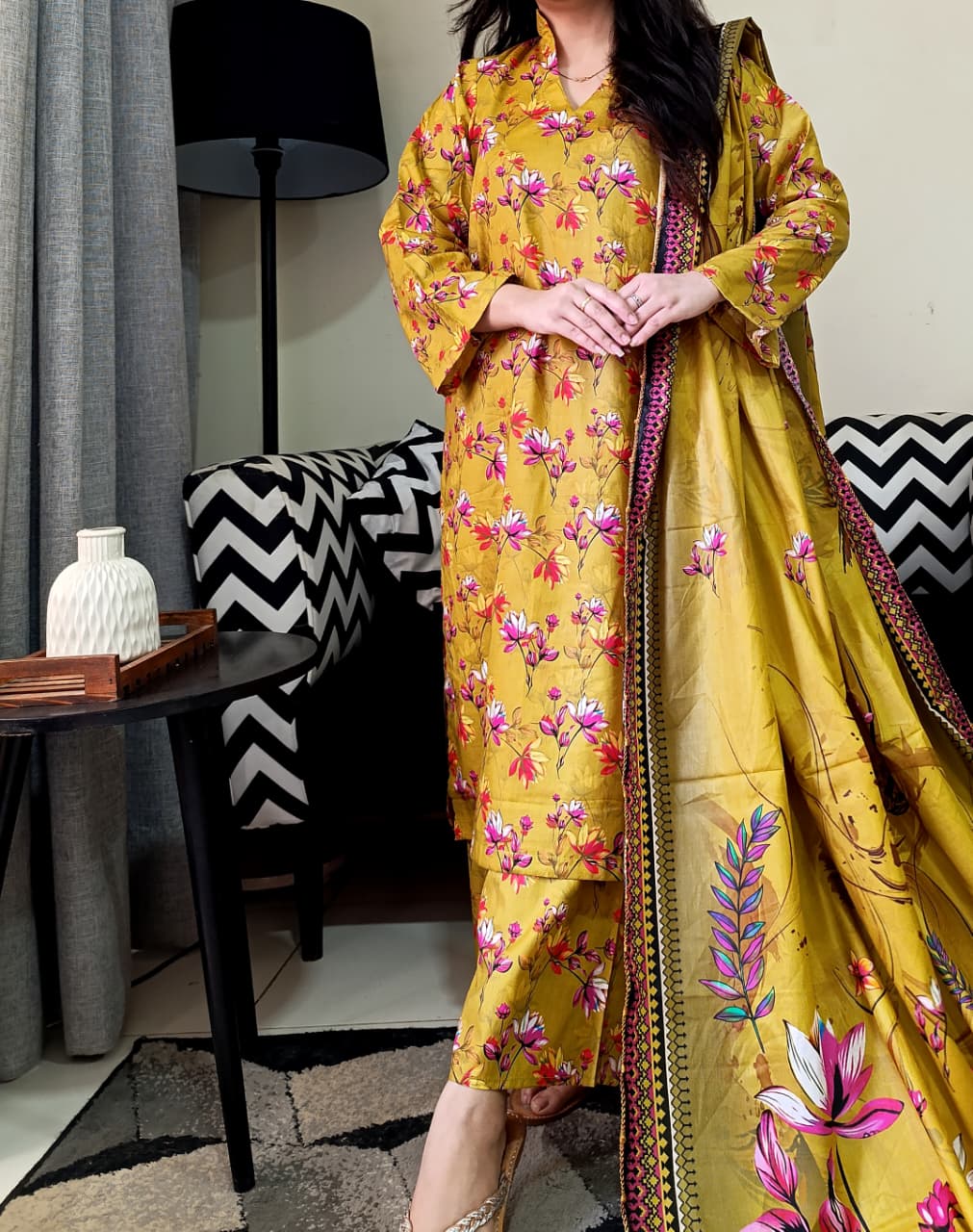 Zaman Pure Lawn Summer Collection – Gold Lilly Stitched 3Pc Suit