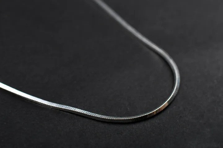 Boys' Minimalist Silver Plain Chain – 55 cm