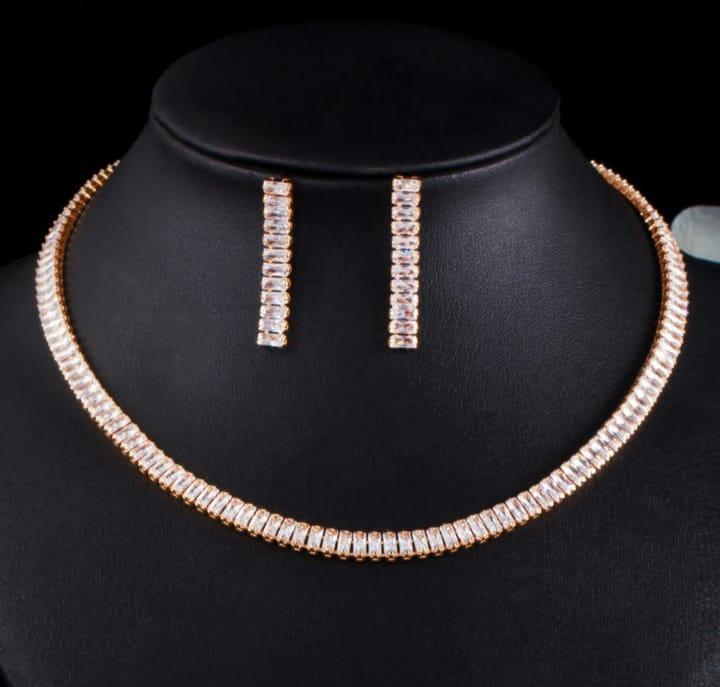 Gold Chic Aura Modern Zircon Jewelry Set
