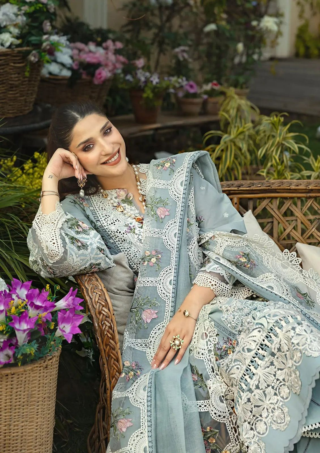 Noor-e-Elaf – Premium Chikankari 3-Piece Unstitched Cotton Organza Suit