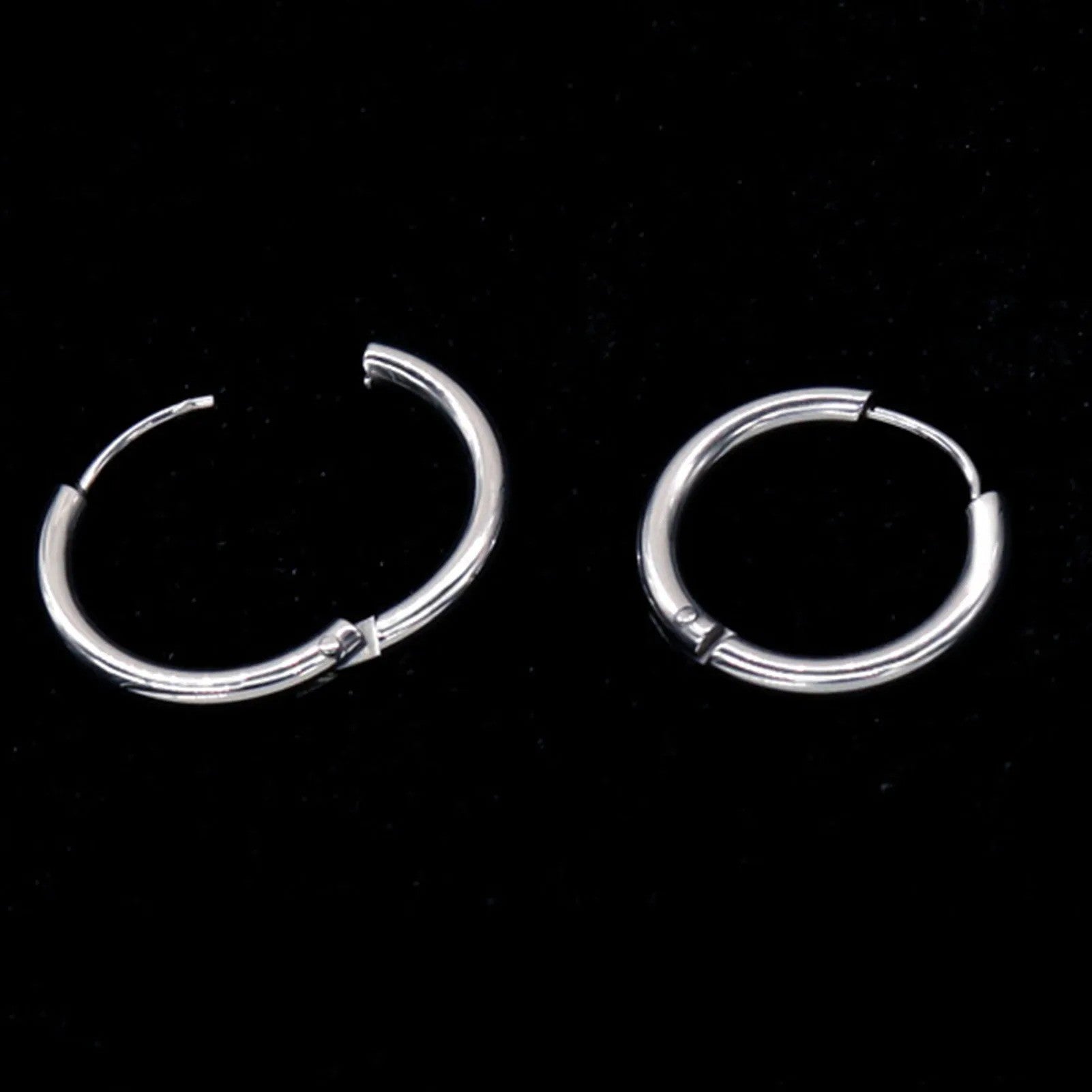 S925 Sterling Silver Plain Hoop Earrings – 10mm Minimal Classic Hoops