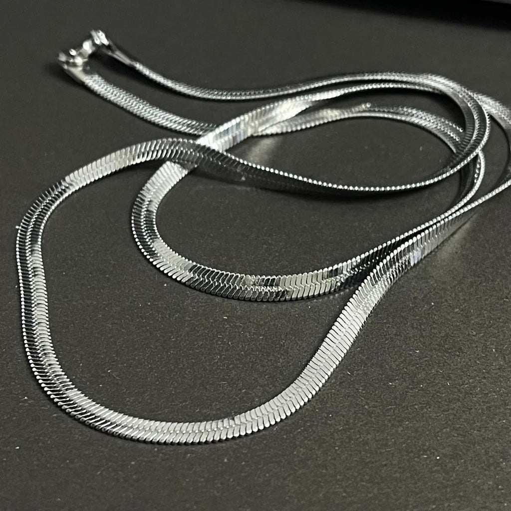 Silver Herringbone Snake Chain – Resin Polish Flat Chain
