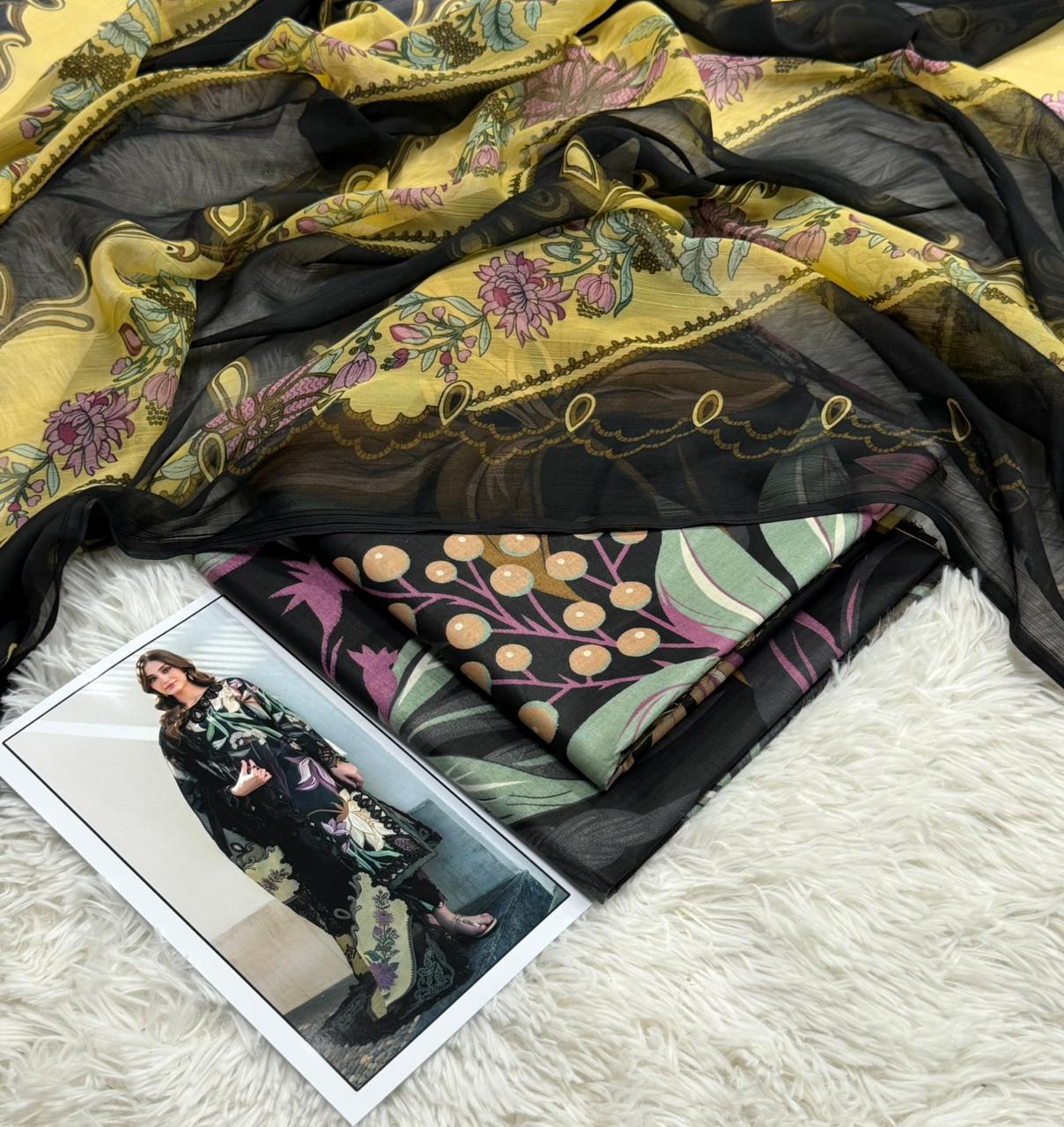 Berrymore Bloom Premium Lawn 3PC Unstitched Suit – Summer Collection