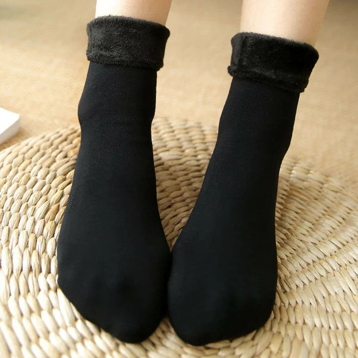 Women’s Woolen Warm Fleece Thermal Winter Socks – Cozy Quarter Length (Pair)