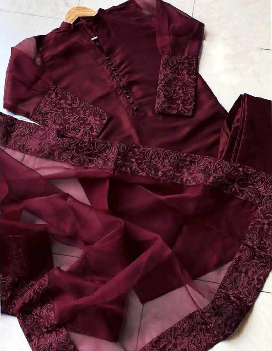 3 Pcs Zarmina Women’s Organza Embroidered Stitched Suit with Border Dupatta